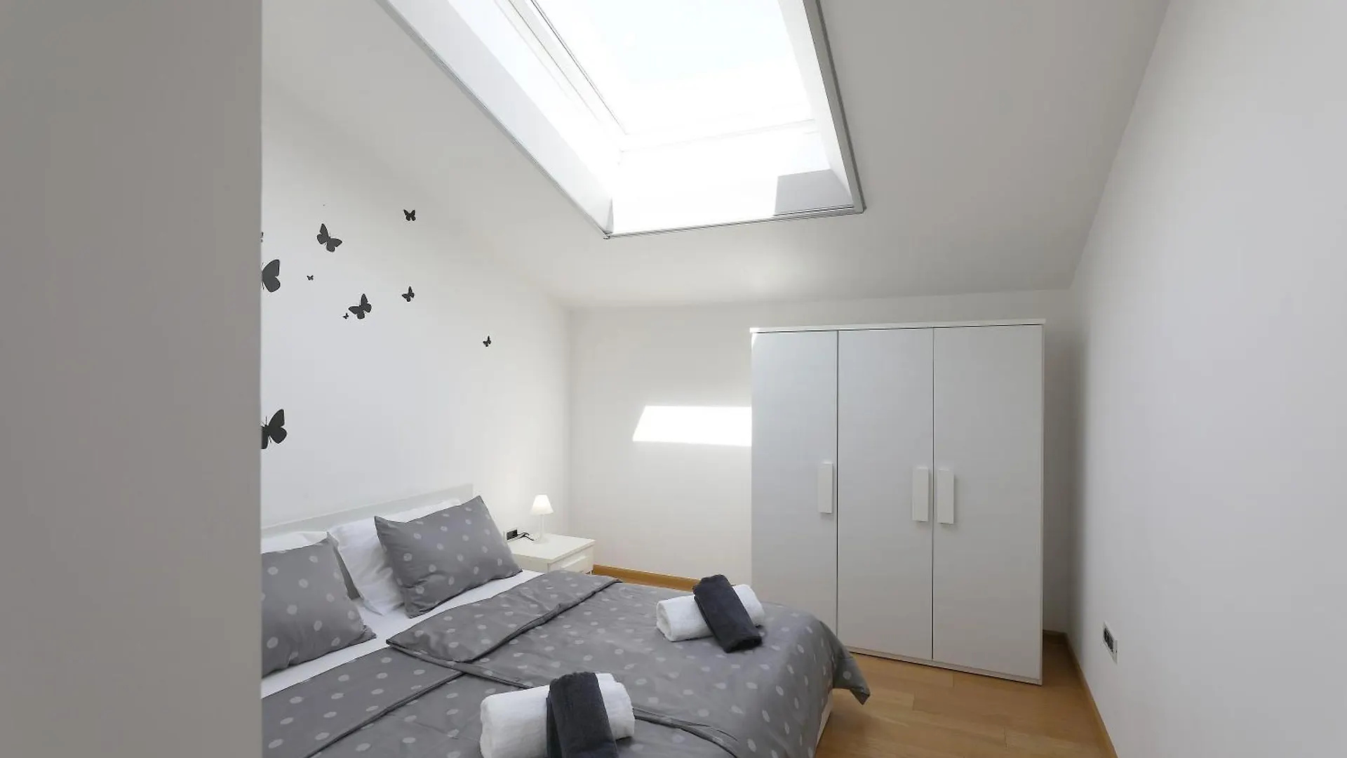 Apartments Racan Pula 0*,